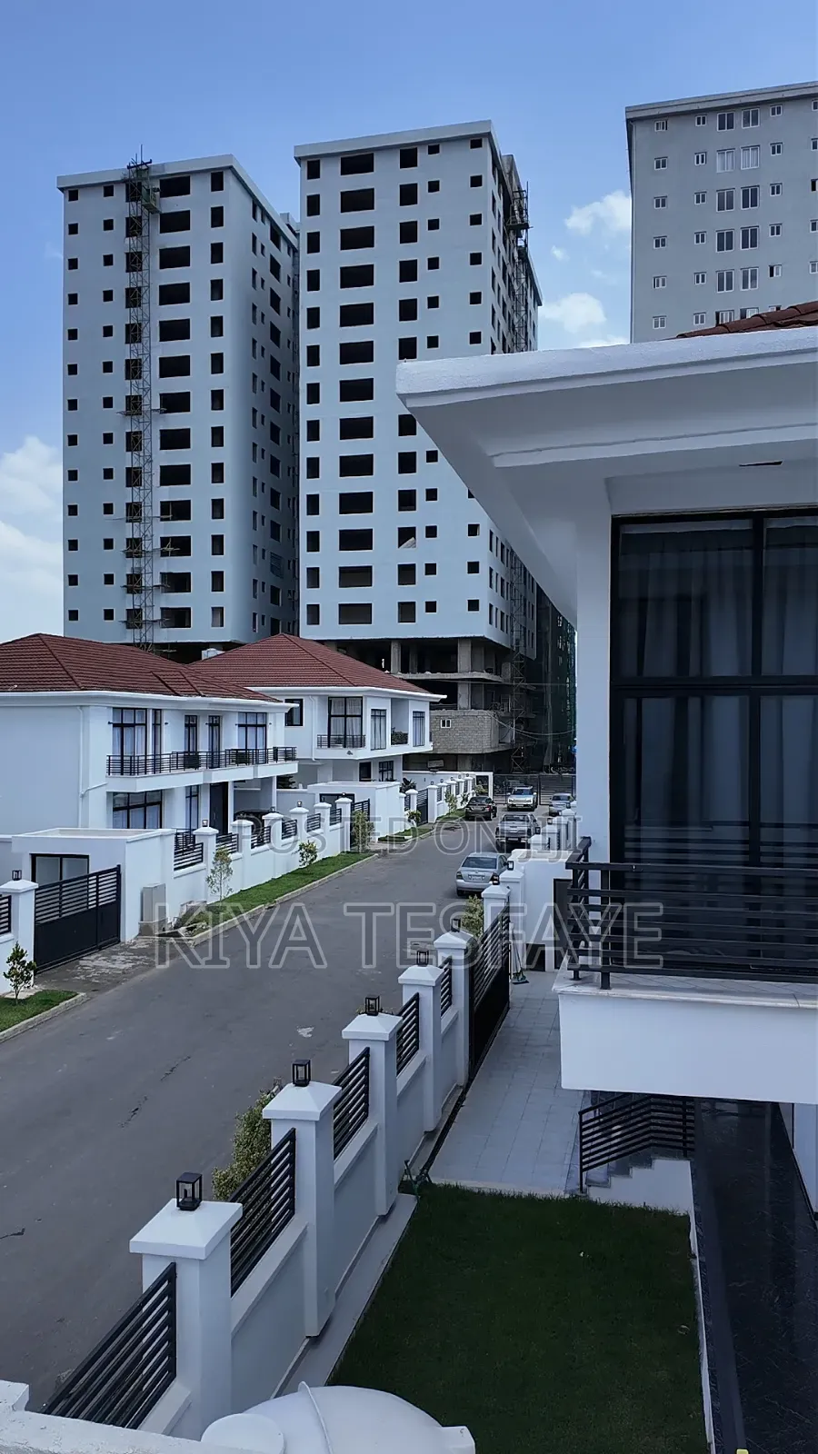 3bdrm Apartment in ሠሚት 72, Bole for sale