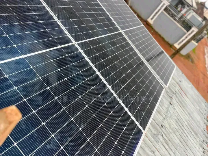30kw Solar Panel Invertor and Lithium Ion Batteries