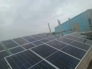 30kw Solar Panel Invertor and Lithium Ion Batteries
