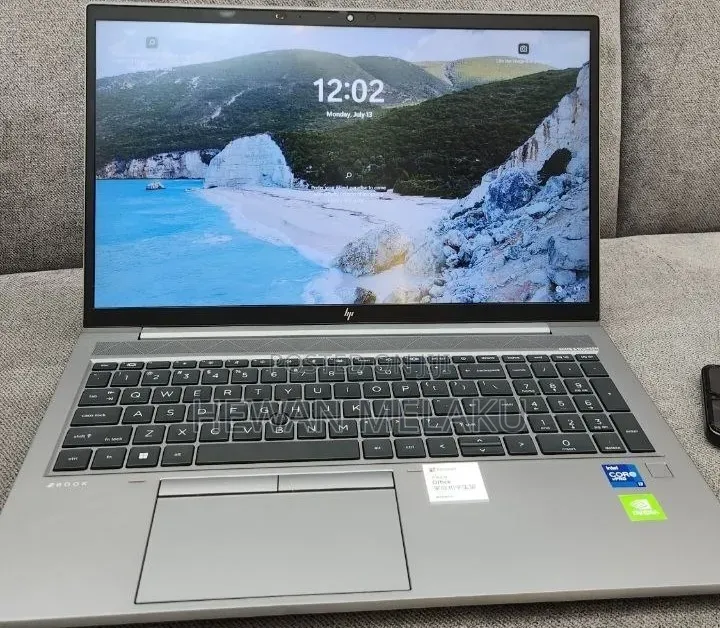 New Laptop HP ZBook 14 16GB Intel Core i7 SSD 512GB