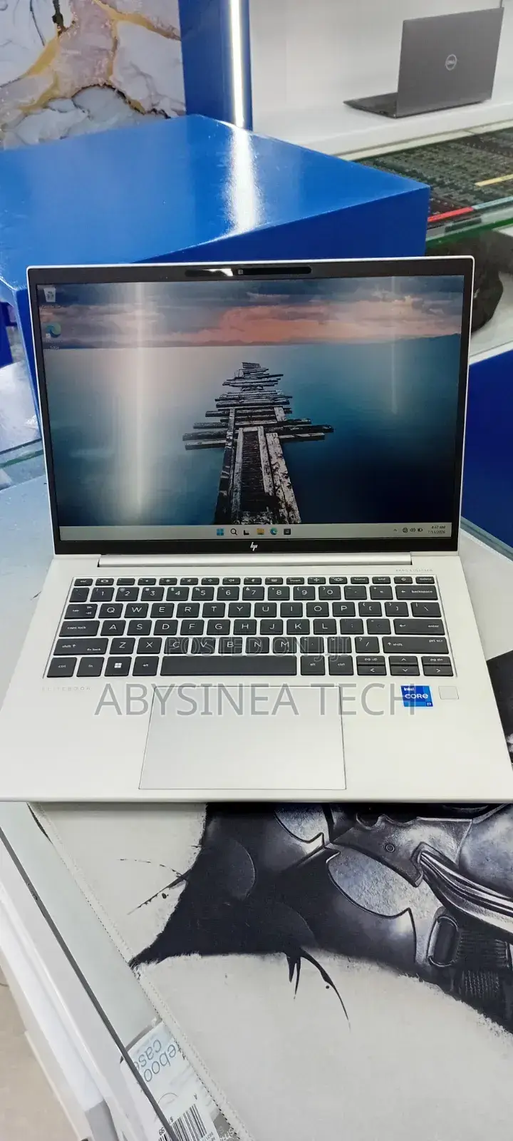New Laptop HP EliteBook 840 G9 16GB Intel Core i7 SSD 512GB