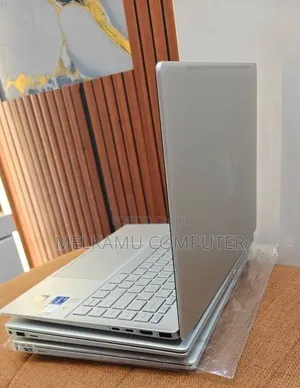 New Laptop HP Pavilion 14 16GB Intel Core i5 SSD 1T