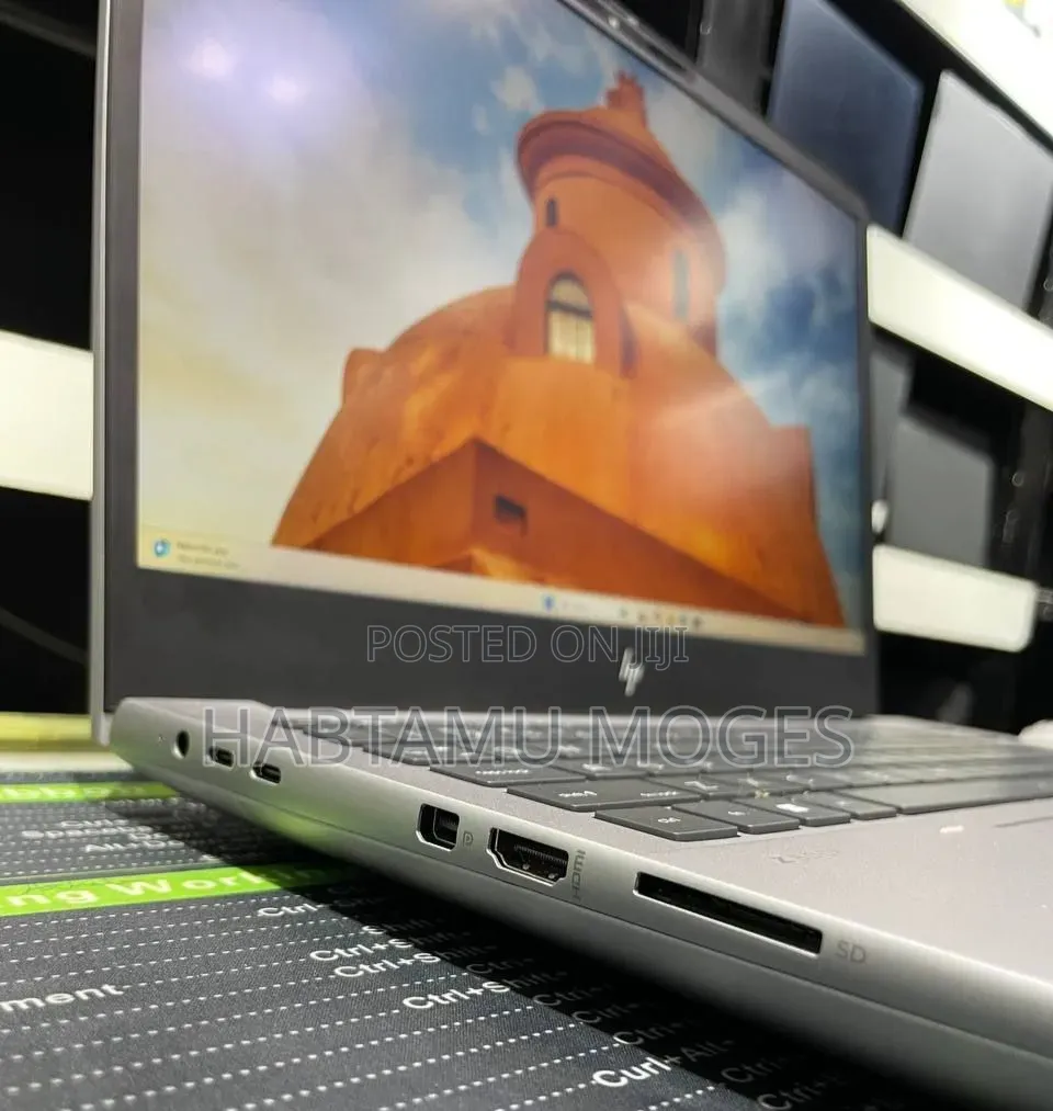 New Laptop HP ZBook Power G7 32GB Intel Core i9 SSD 512GB
