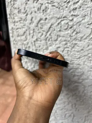 New Apple iPhone 12 64 GB Black