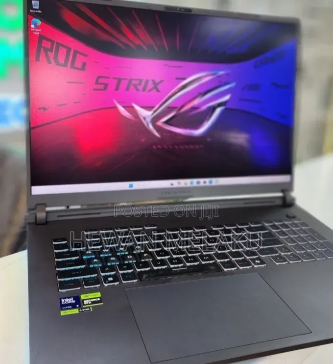 New Laptop Asus ROG Strix G18 32GB Intel Core Ultra 9 SSD 2T