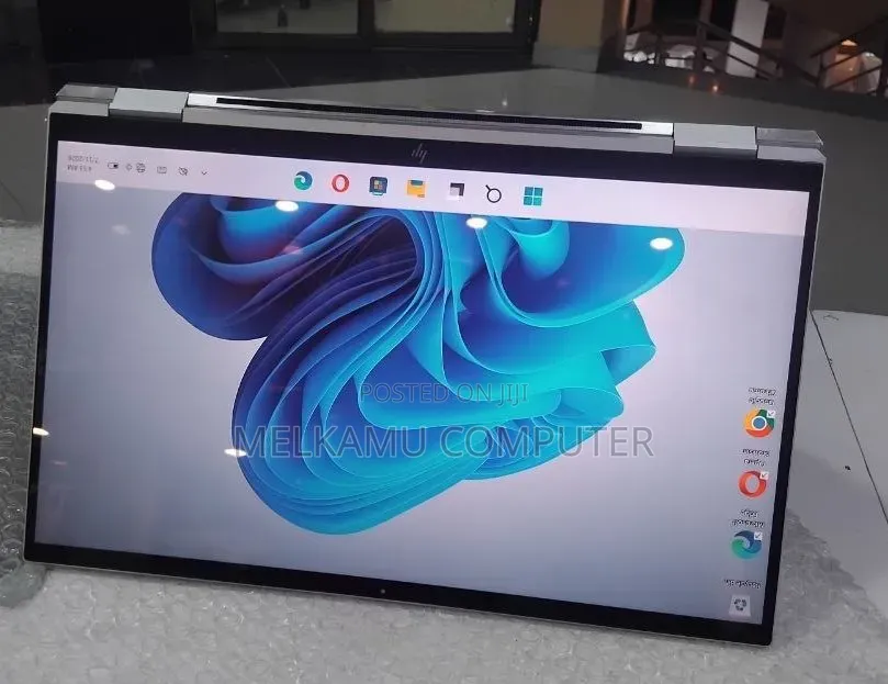 New Laptop HP EliteBook 840 G8 16GB Intel Core i7 SSD 512GB