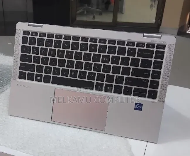 New Laptop HP EliteBook 840 G8 16GB Intel Core i7 SSD 512GB