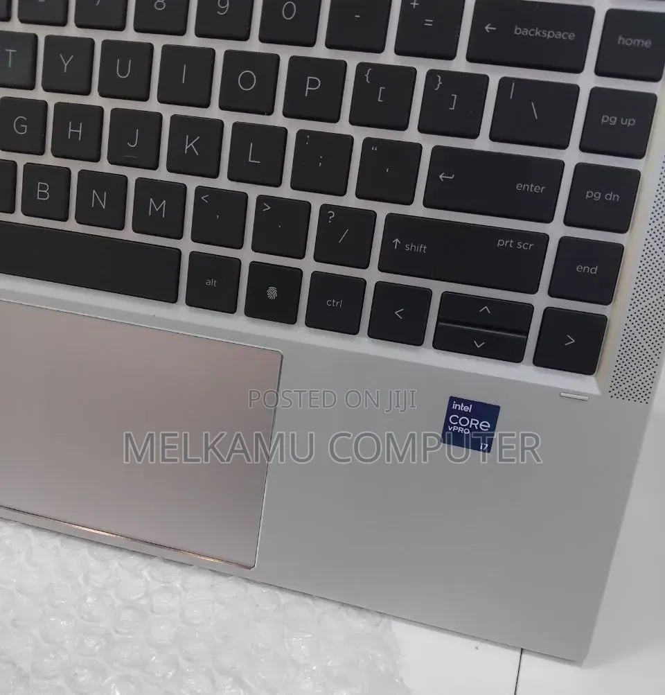 New Laptop HP EliteBook 840 G8 16GB Intel Core i7 SSD 512GB