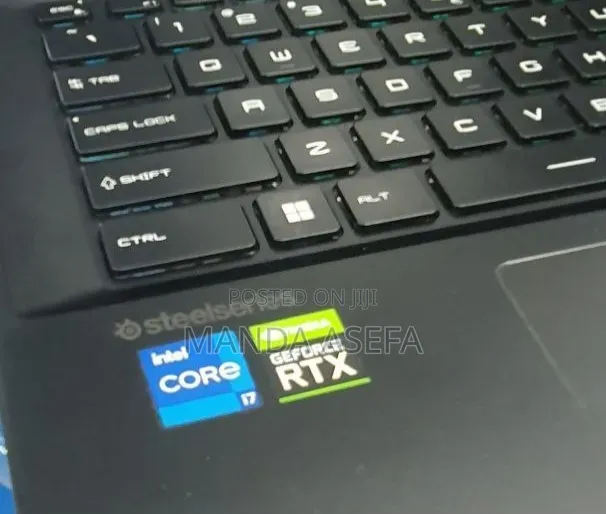 New Laptop MSI GP75 Leopard 16GB Intel Core i7 SSD 1T
