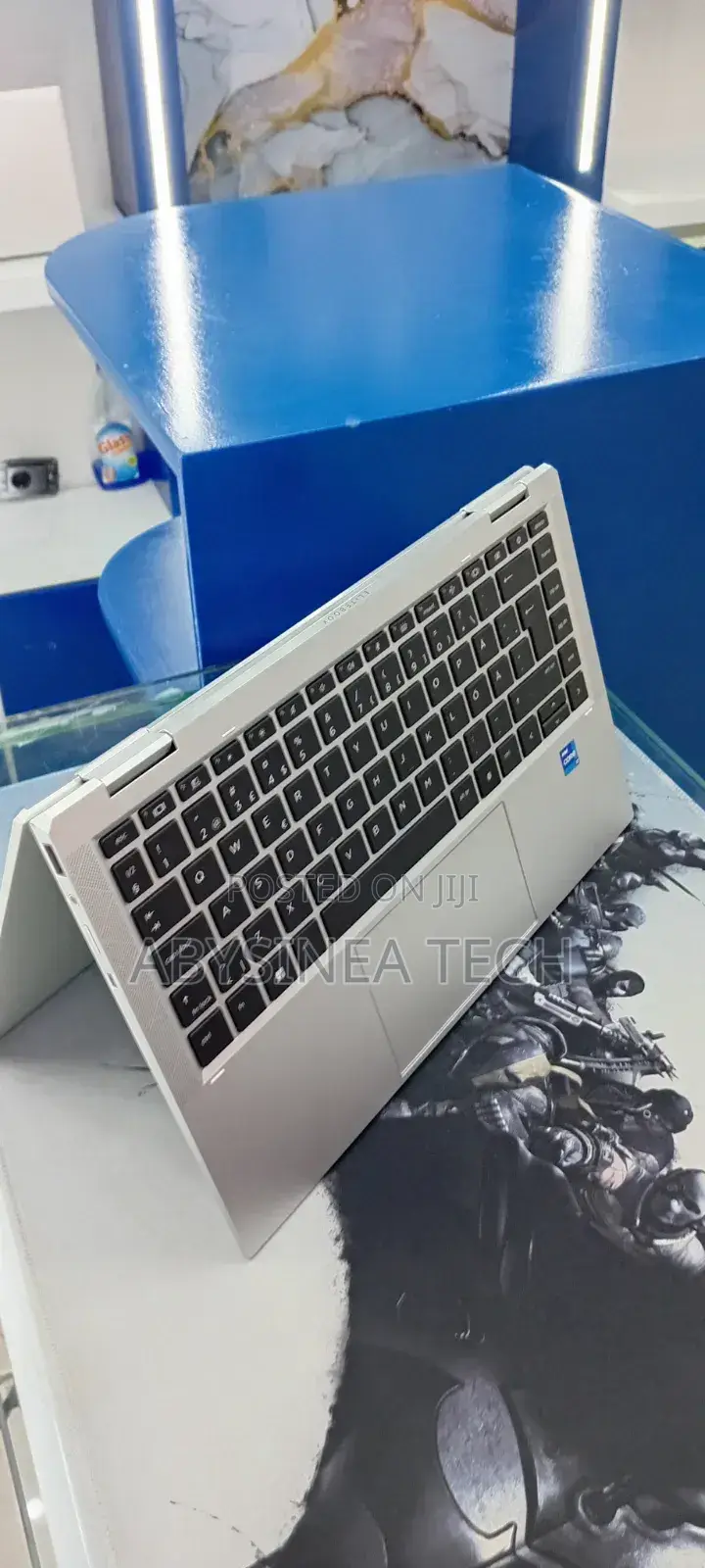 New Laptop HP EliteBook 1040 G8 16GB Intel Core i7 SSD 512GB