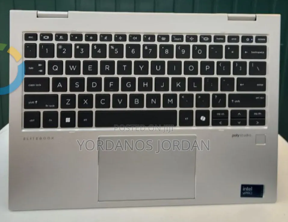 New Laptop HP Elitebook 830 G11 32GB Intel Core Ultra 7 SSD 512GB