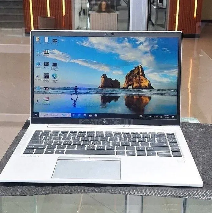 New Laptop HP EliteBook 840 G8 16GB Intel Core i5 SSD 512GB