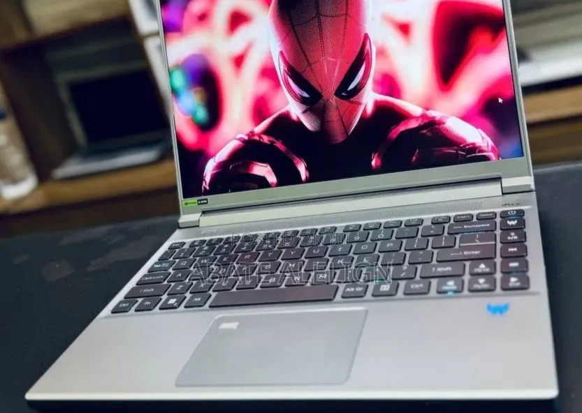 New Laptop Acer Predator Helios Neo 16 16GB Intel Core i7 SSD 1T