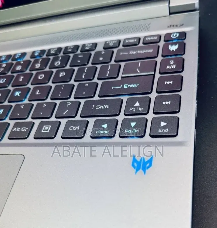 New Laptop Acer Predator Helios Neo 16 16GB Intel Core i7 SSD 1T
