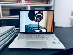 New Laptop HP Pavilion 14 16GB Intel Core i5 SSD 1T