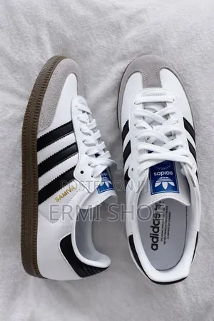 Women's Casual Shoes