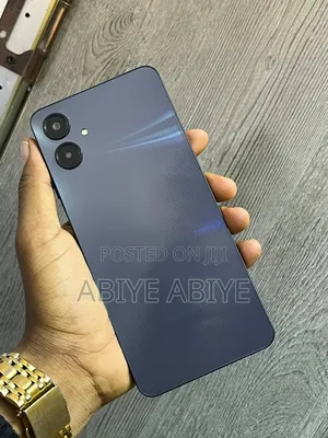 Samsung Galaxy A06 128 GB Black