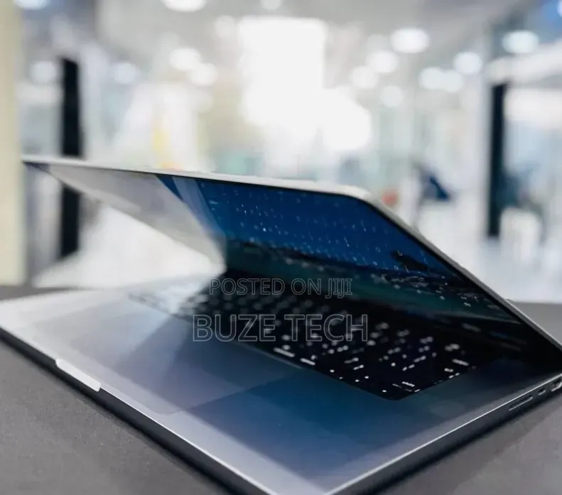 New Laptop Apple MacBook Pro 2021 M1 16GB Apple M1 Pro SSD 512GB