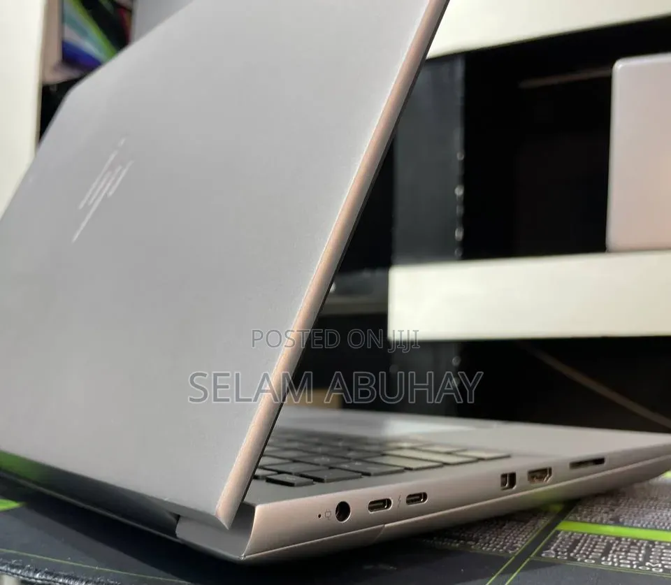 New Laptop HP ZBook Firefly 14 G10 32GB Intel Core i9 SSD 512GB