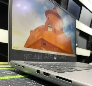 New Laptop HP ZBook Firefly 14 G10 32GB Intel Core i9 SSD 512GB
