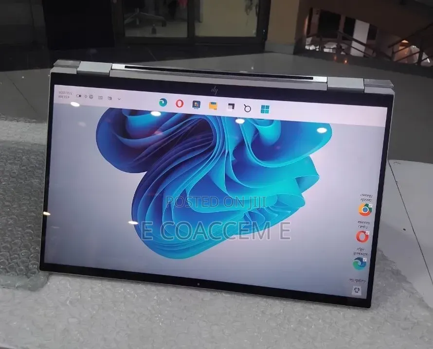 New Laptop HP 16GB Intel Core i7 SSD 512GB