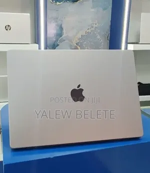 New Laptop Apple MacBook Pro 32GB Apple M1 Max SSD 1T
