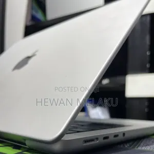 New Laptop Apple MacBook Pro 2021 M1 16GB Apple M1 Pro SSD 512GB