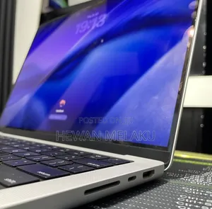 New Laptop Apple MacBook Pro 2021 M1 16GB Apple M1 Pro SSD 512GB