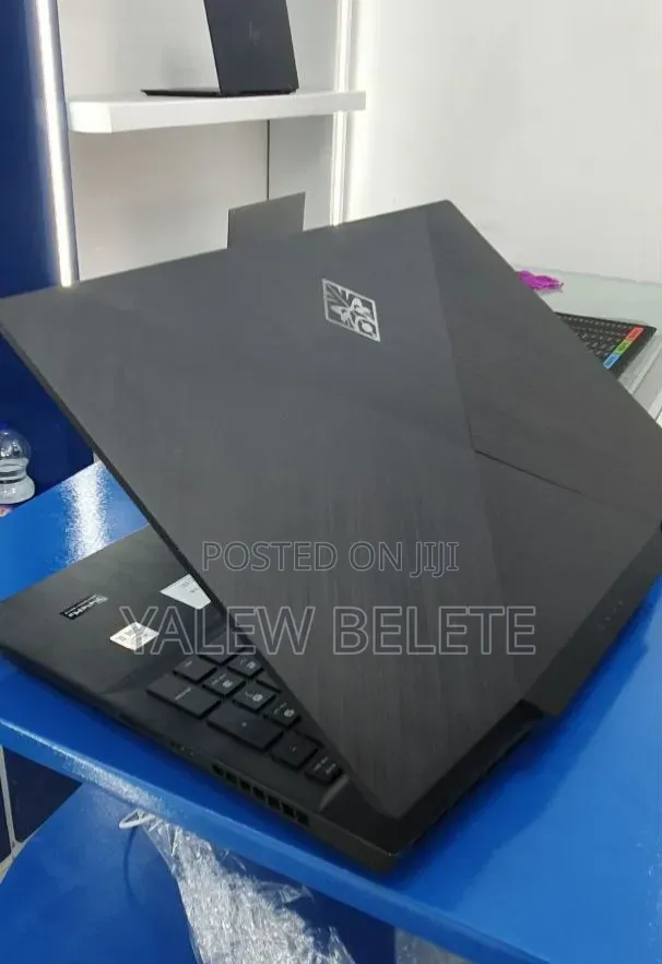 New Laptop HP Omen 17 16GB Intel Core i7 SSD 512GB