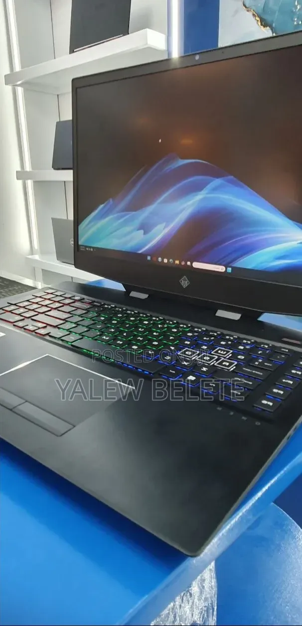 New Laptop HP Omen 17 16GB Intel Core i7 SSD 512GB