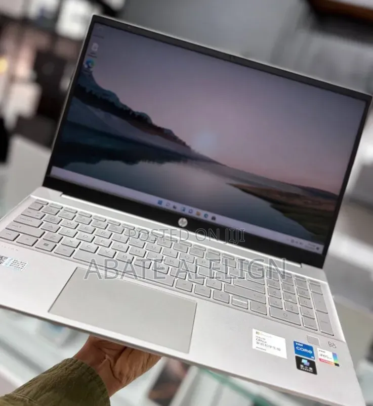 New Laptop HP Pavilion 14 16GB Intel Core i5 SSD 1T
