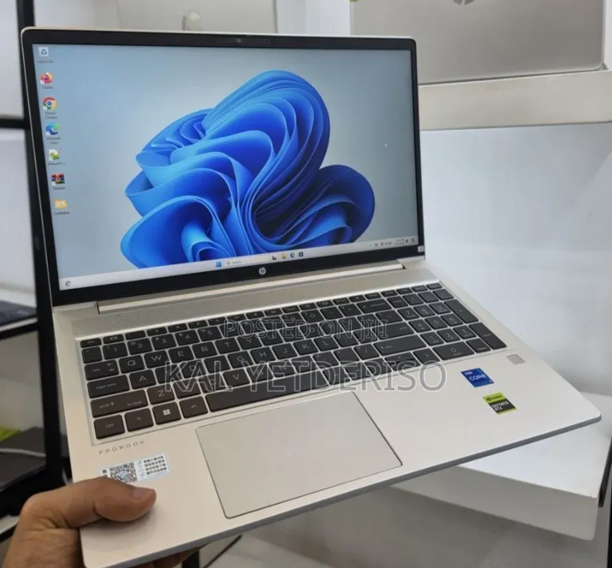 New Laptop HP 16GB Intel Core i7 SSD 1T
