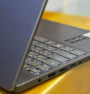 New Laptop Lenovo Ideapad 3 16GB Intel Core i7 SSD 512GB