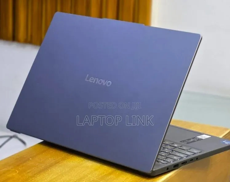 New Laptop Lenovo Ideapad 3 16GB Intel Core i7 SSD 512GB