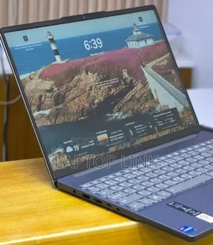 New Laptop Lenovo Ideapad 3 16GB Intel Core i7 SSD 512GB