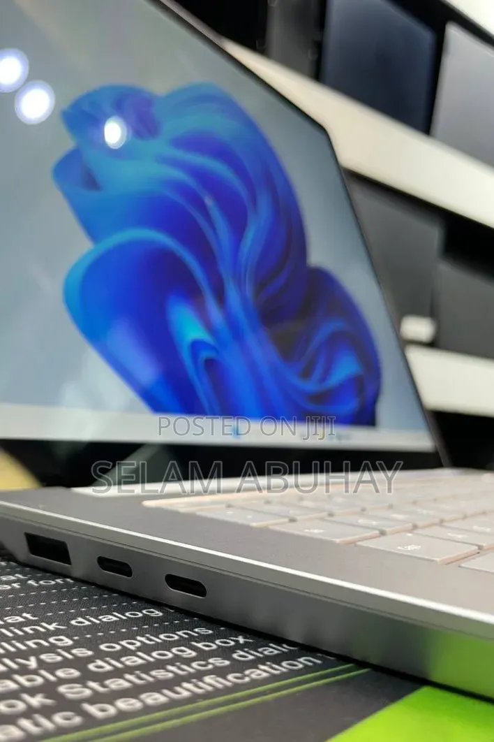 New Laptop Microsoft Surface 16GB Intel Core Ultra 7 SSD 512GB