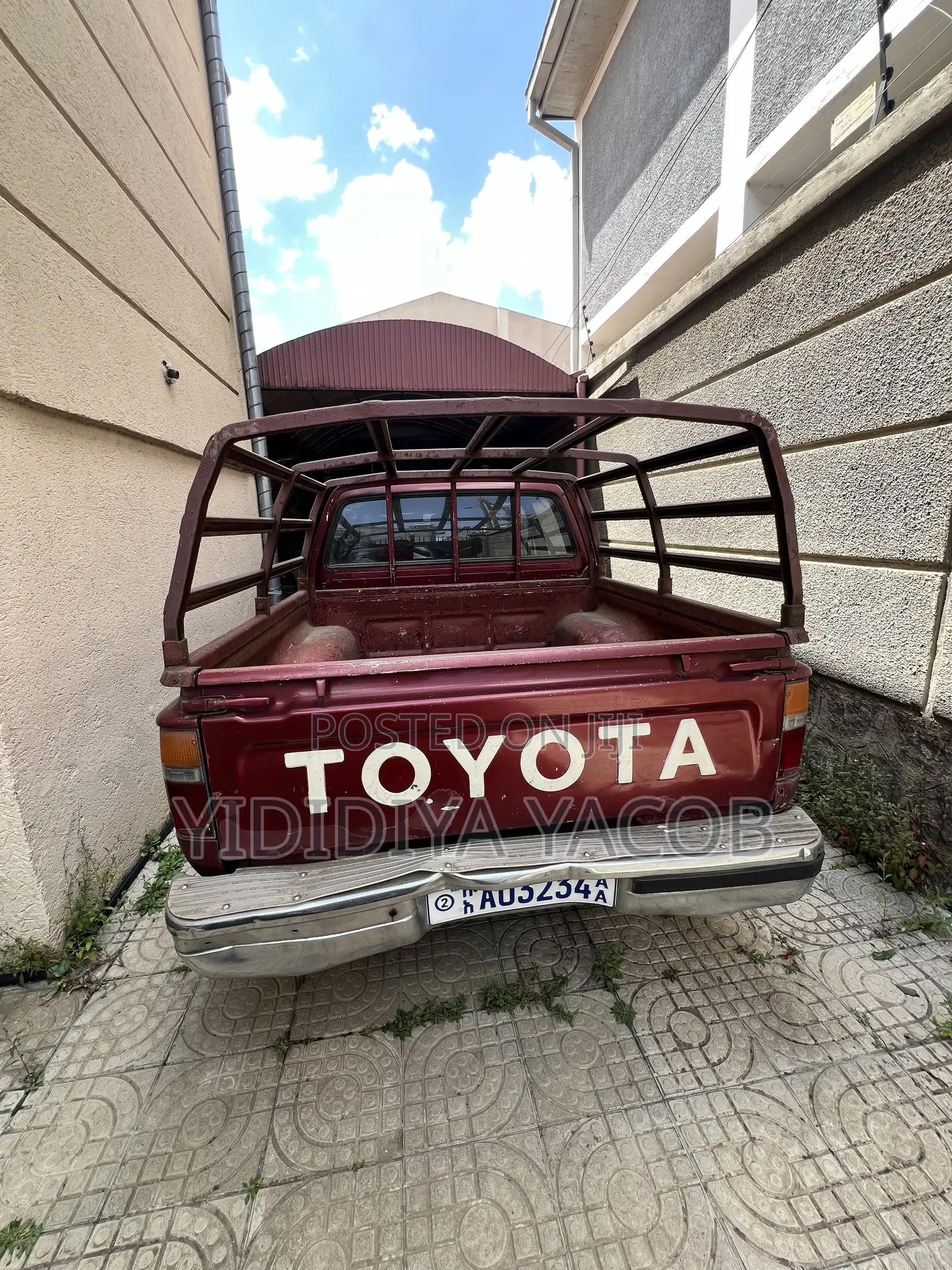 Toyota Hilux 1991 Red