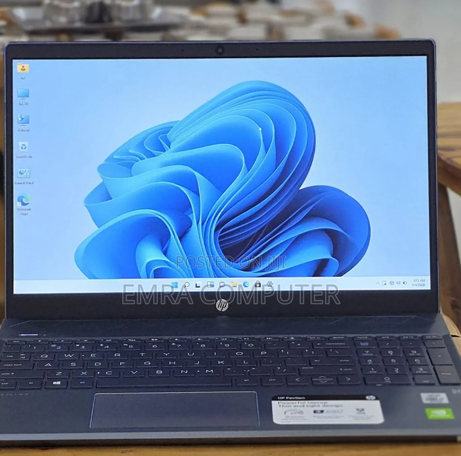 New Laptop HP Pavilion 15 8GB Intel Core i7 SSD 256GB