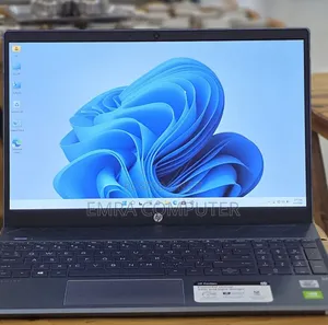 New Laptop HP Pavilion 15 8GB Intel Core i7 SSD 256GB