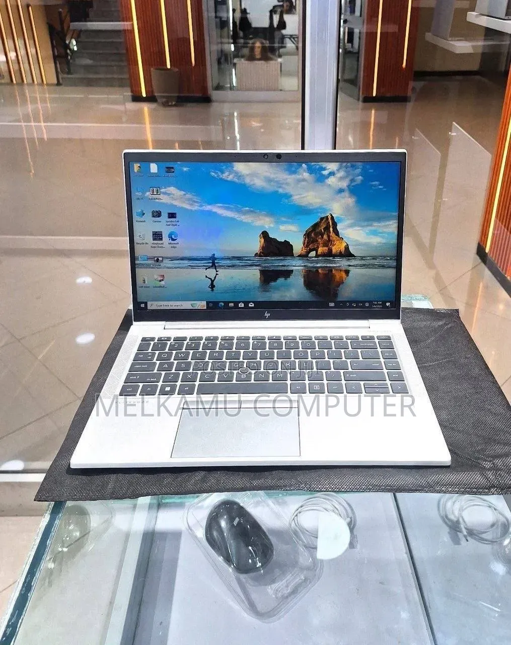 New Laptop HP EliteBook 840 G7 8GB Intel Core i5 SSD 512GB
