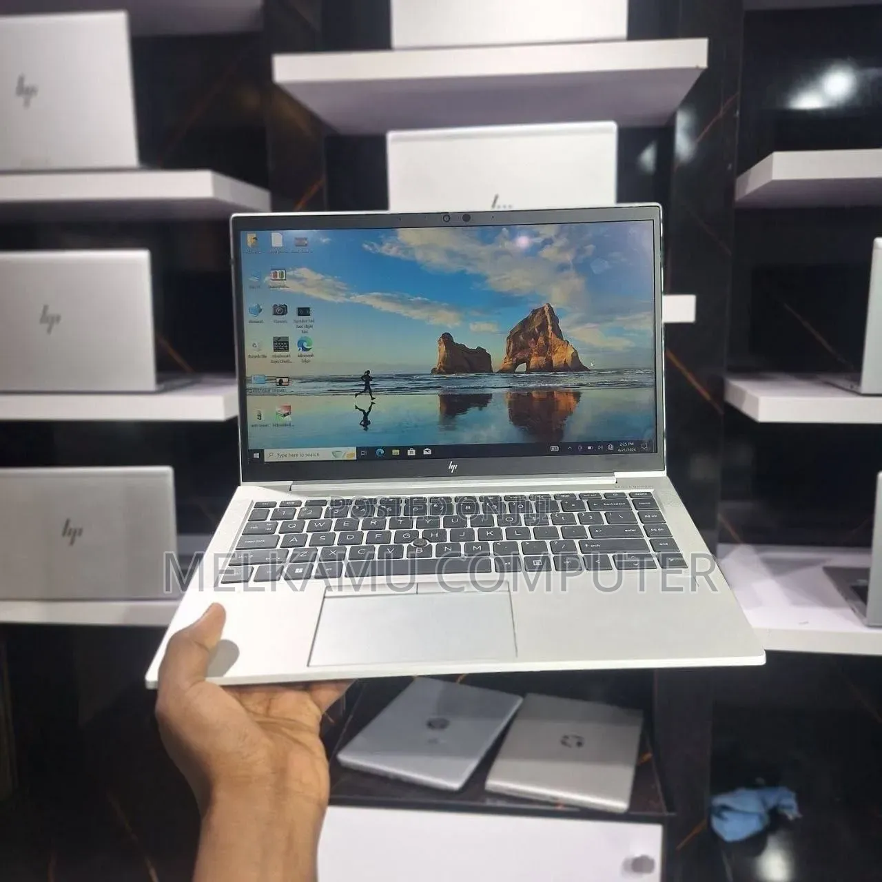 New Laptop HP EliteBook 840 G7 8GB Intel Core i5 SSD 512GB