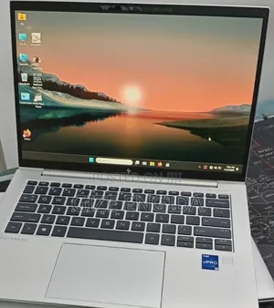 New Laptop HP EliteBook 840 G10 16GB Intel Core i7 SSD 512GB