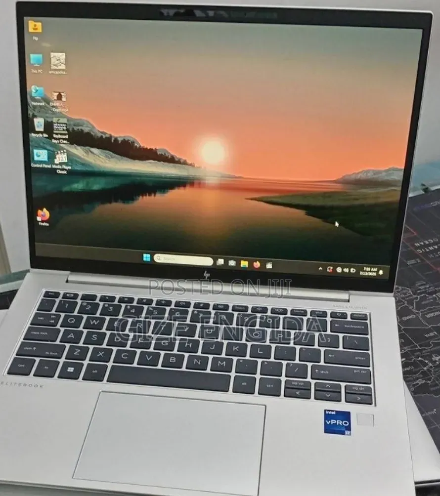 New Laptop HP EliteBook 840 G10 16GB Intel Core i7 SSD 512GB