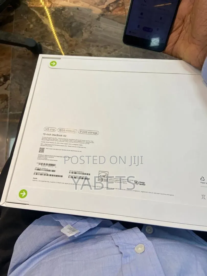New Laptop Apple MacBook Air 2026 M5 16GB Apple M5 SSD 512GB