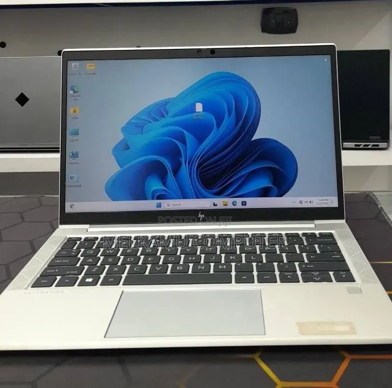 New Laptop HP EliteBook 840 G8 16GB Intel Core i7 SSD 512GB