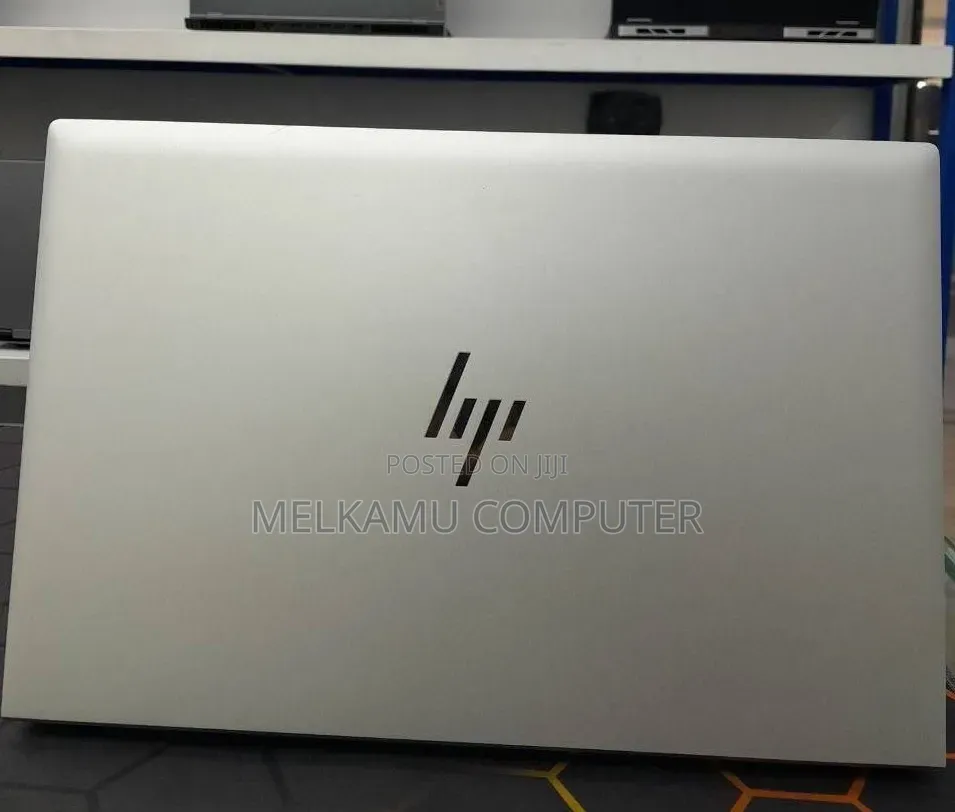 New Laptop HP EliteBook 840 G8 16GB Intel Core i7 SSD 512GB
