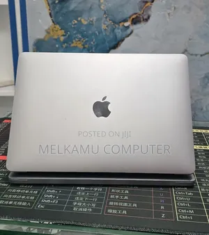 New Laptop Apple MacBook Air 2020 M1 8GB Apple M1 SSD 256GB