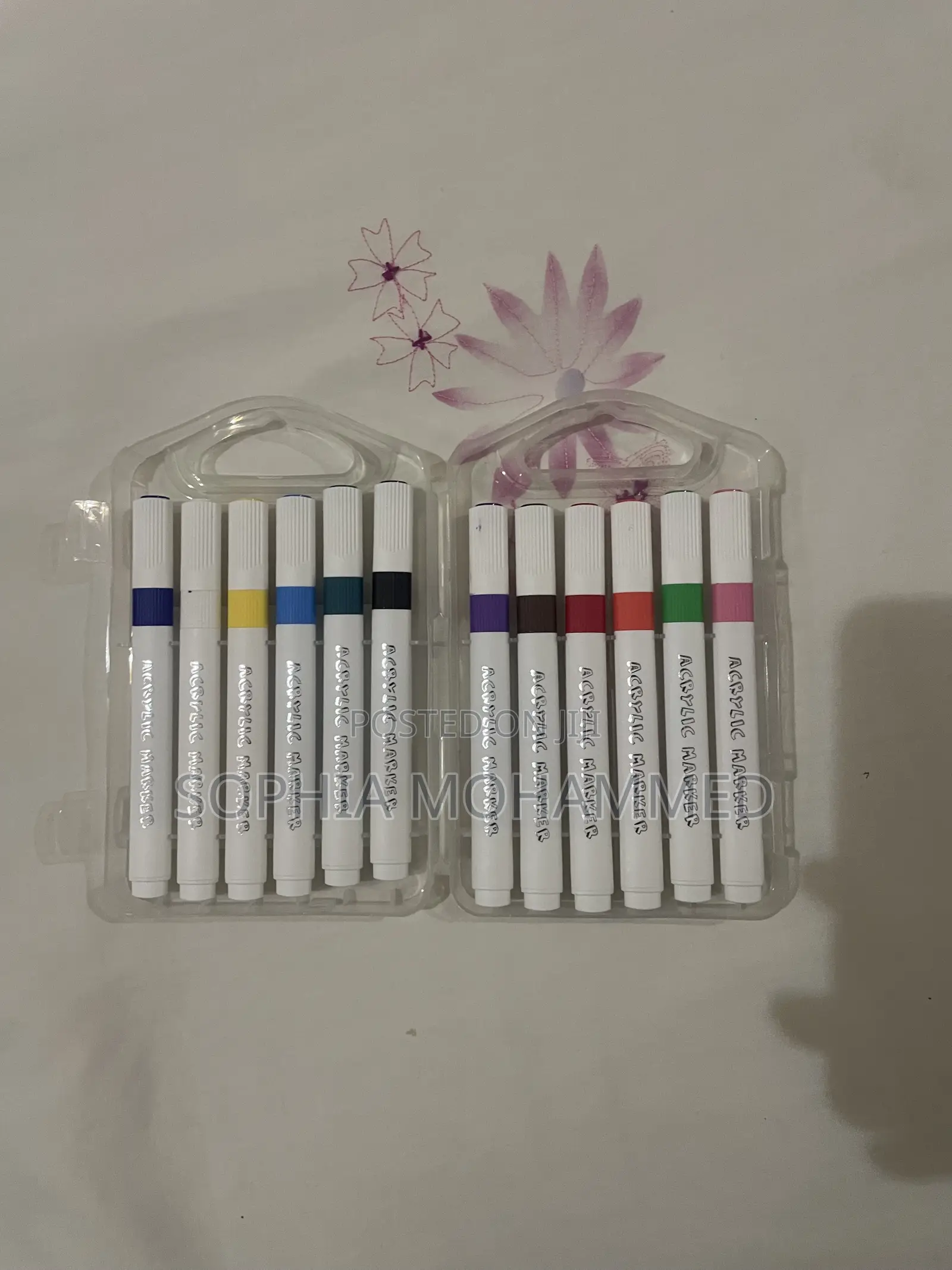 12-pack Crayon Acrylic Markers