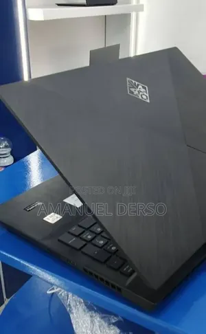 New Laptop HP Omen 17 16GB Intel Core i7 SSD 512GB