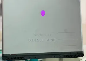 New Laptop Alienware M16 R2 16GB Intel Core Ultra 9 SSD 1T